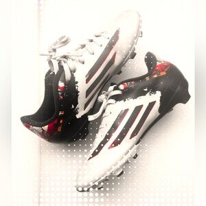 Soccer shoes/ cleats/ kid 2US adidas Messi